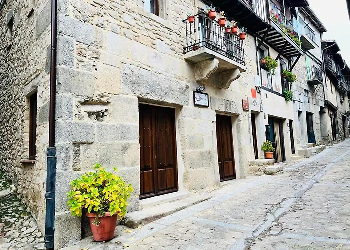 Raices 아파트 모가라스